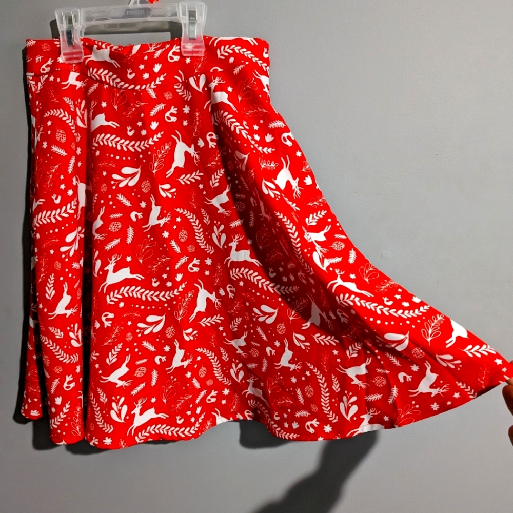 Icone red reindeer flared skirt size S